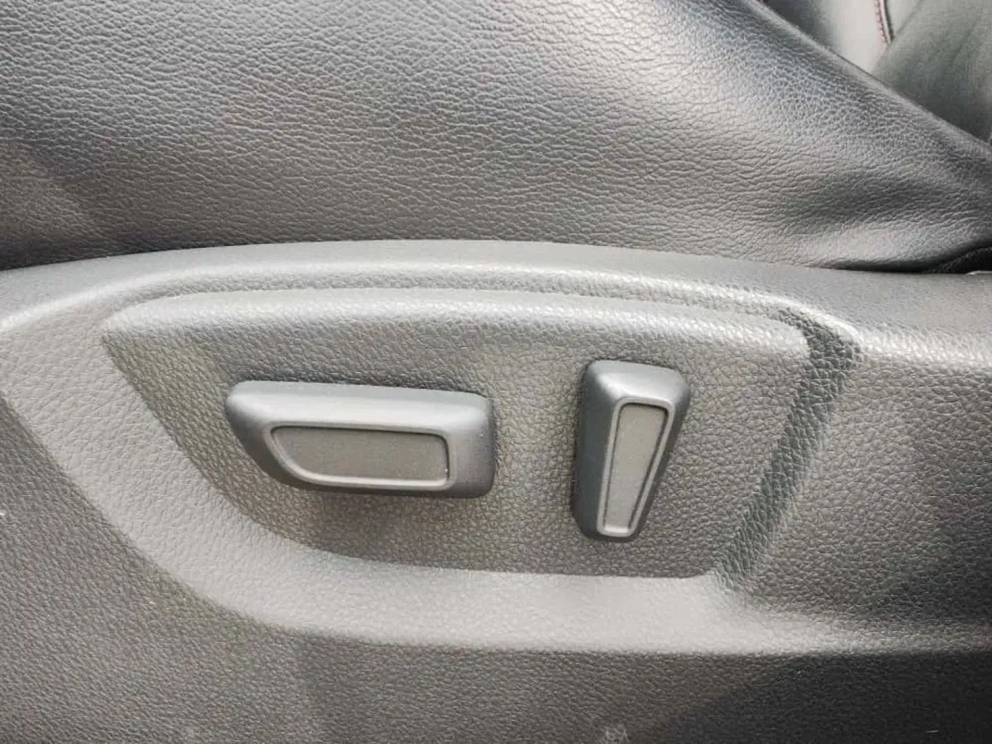 Cumpara/ Vinde online Mitsubishi Eclipse Cross 2020 SH, la cel mai bun pret pentru tine!