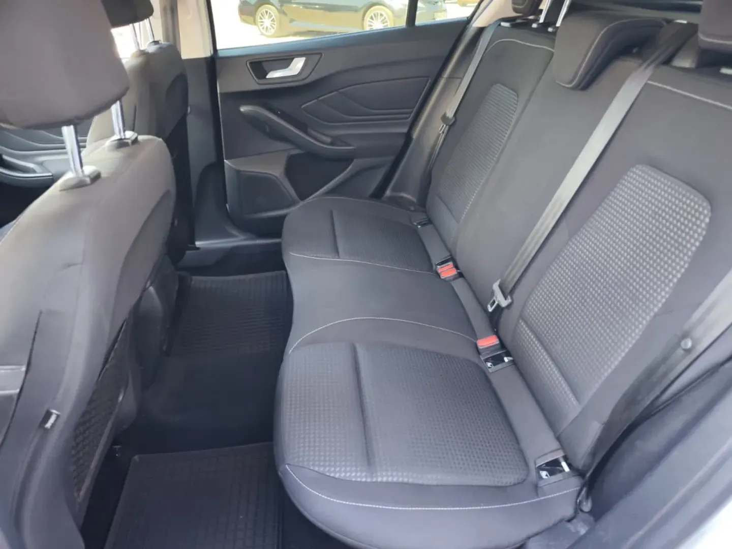 Cumpara/ Vinde online Ford Focus 2020 SH, la cel mai bun pret pentru tine!