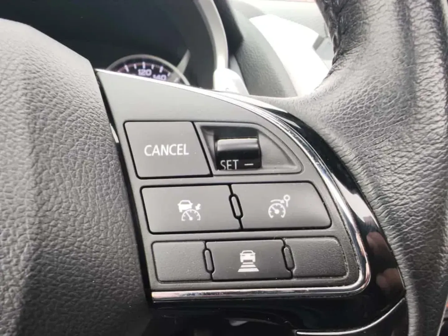 Cumpara/ Vinde online Mitsubishi Eclipse Cross 2020 SH, la cel mai bun pret pentru tine!