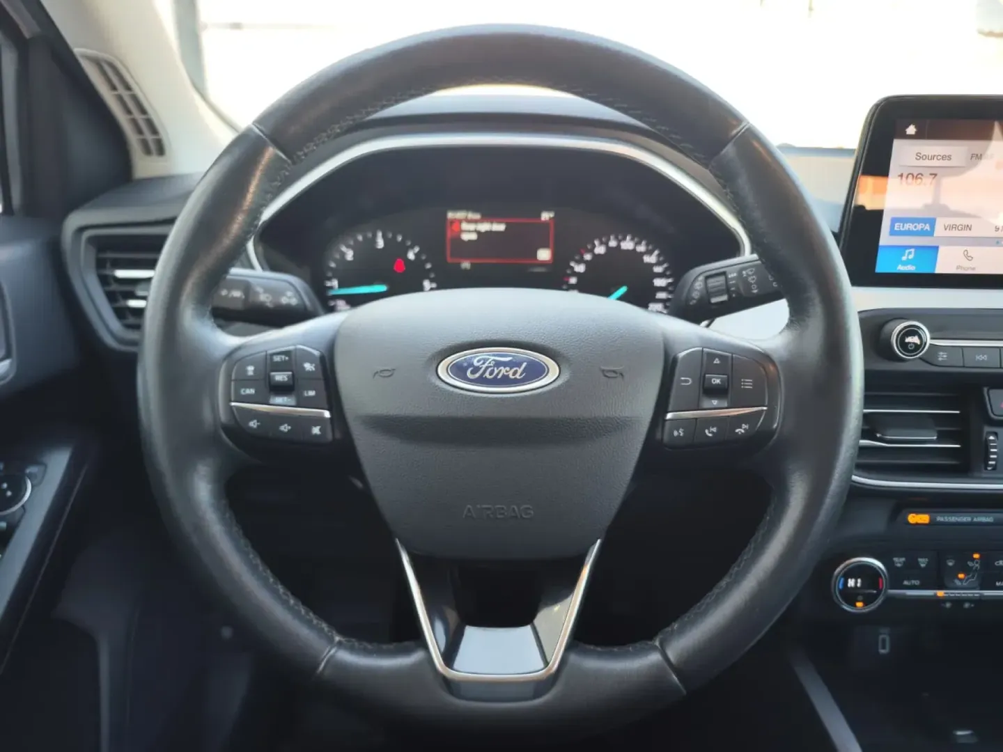 Cumpara/ Vinde online Ford Focus 2020 SH, la cel mai bun pret pentru tine!