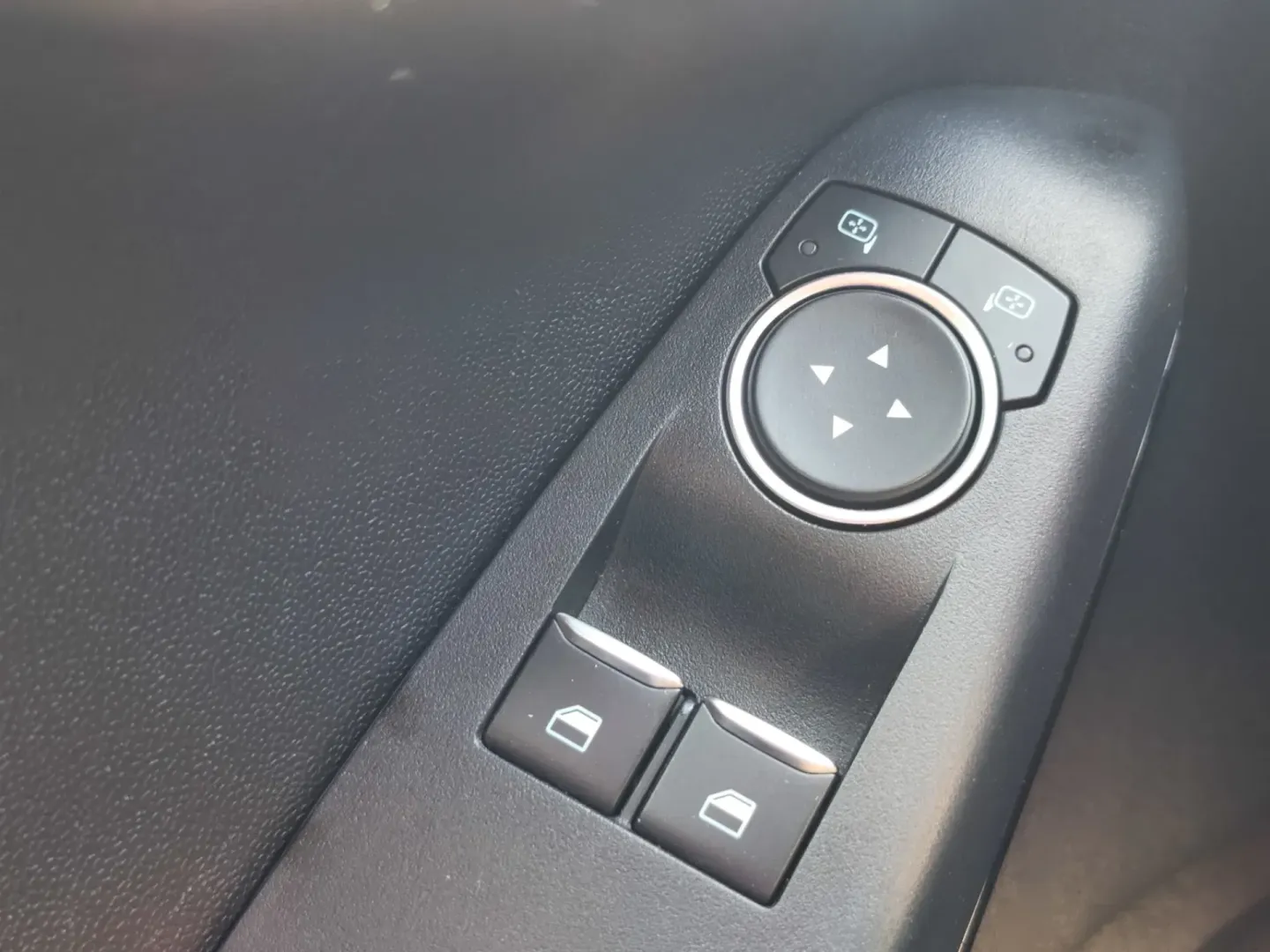 Cumpara/ Vinde online Ford Fiesta 2021 SH, la cel mai bun pret pentru tine!