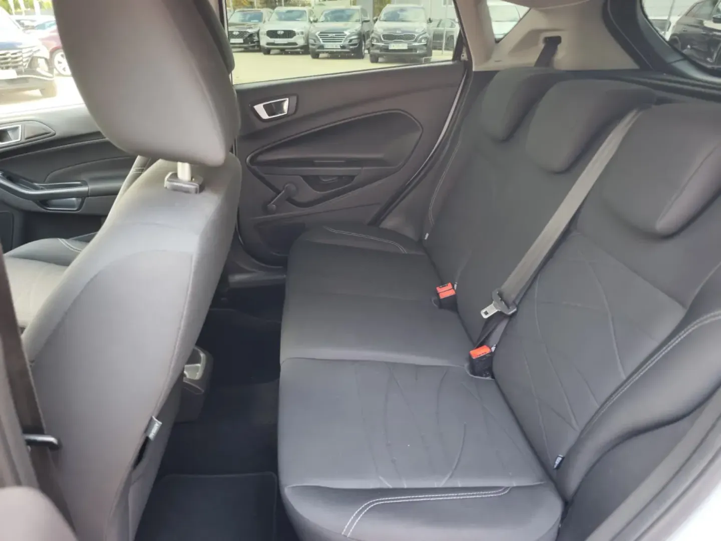 Cumpara/ Vinde online Ford Fiesta 2017 SH, la cel mai bun pret pentru tine!
