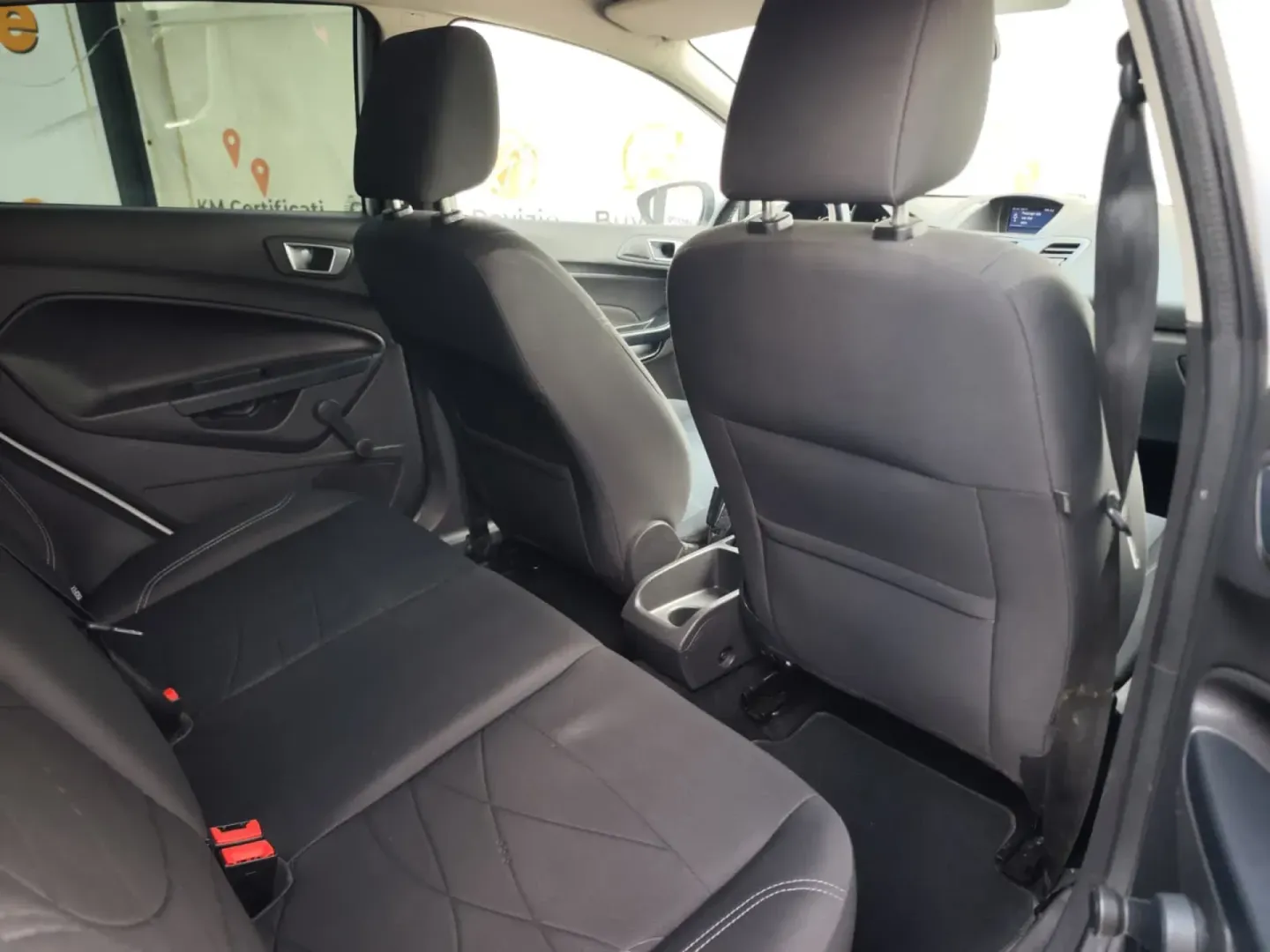 Cumpara/ Vinde online Ford Fiesta 2017 SH, la cel mai bun pret pentru tine!