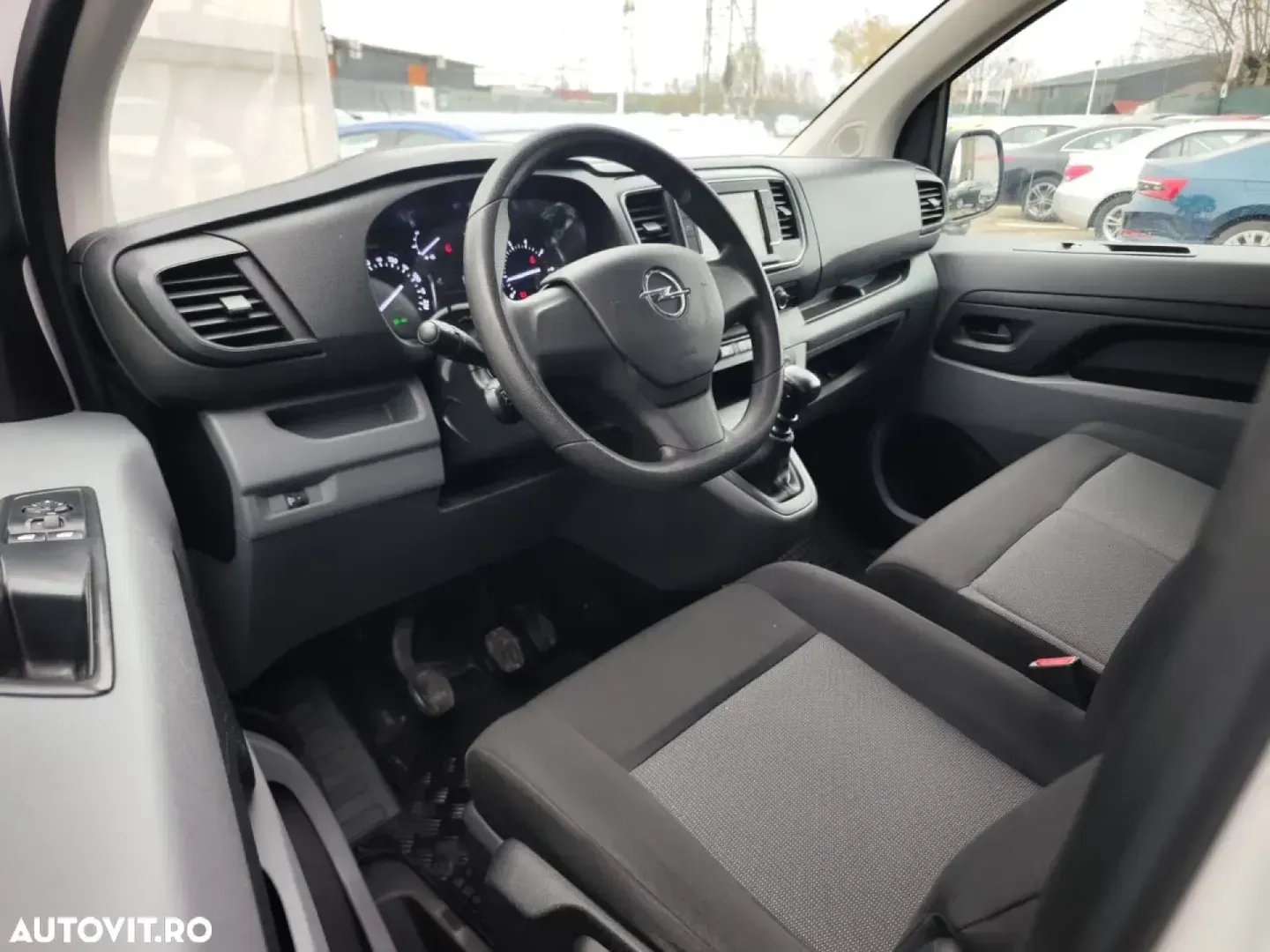 Cumpara/ Vinde online Opel Vivaro 2021 SH, la cel mai bun pret pentru tine!