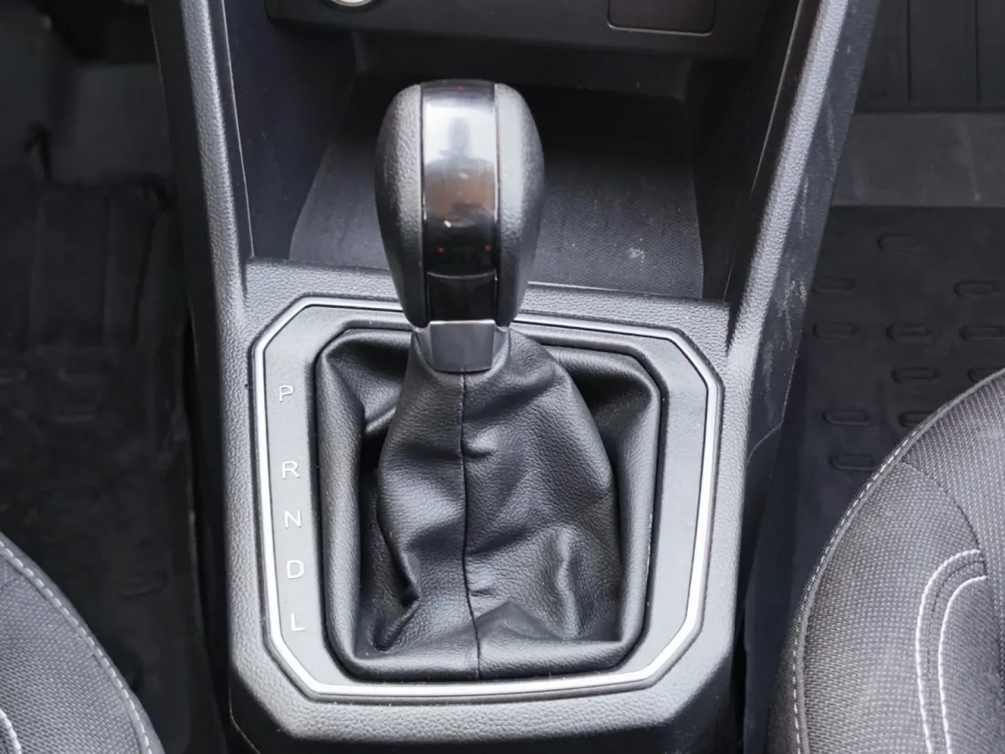 Cumpara/ Vinde online Dacia Logan 2022 SH, la cel mai bun pret pentru tine!