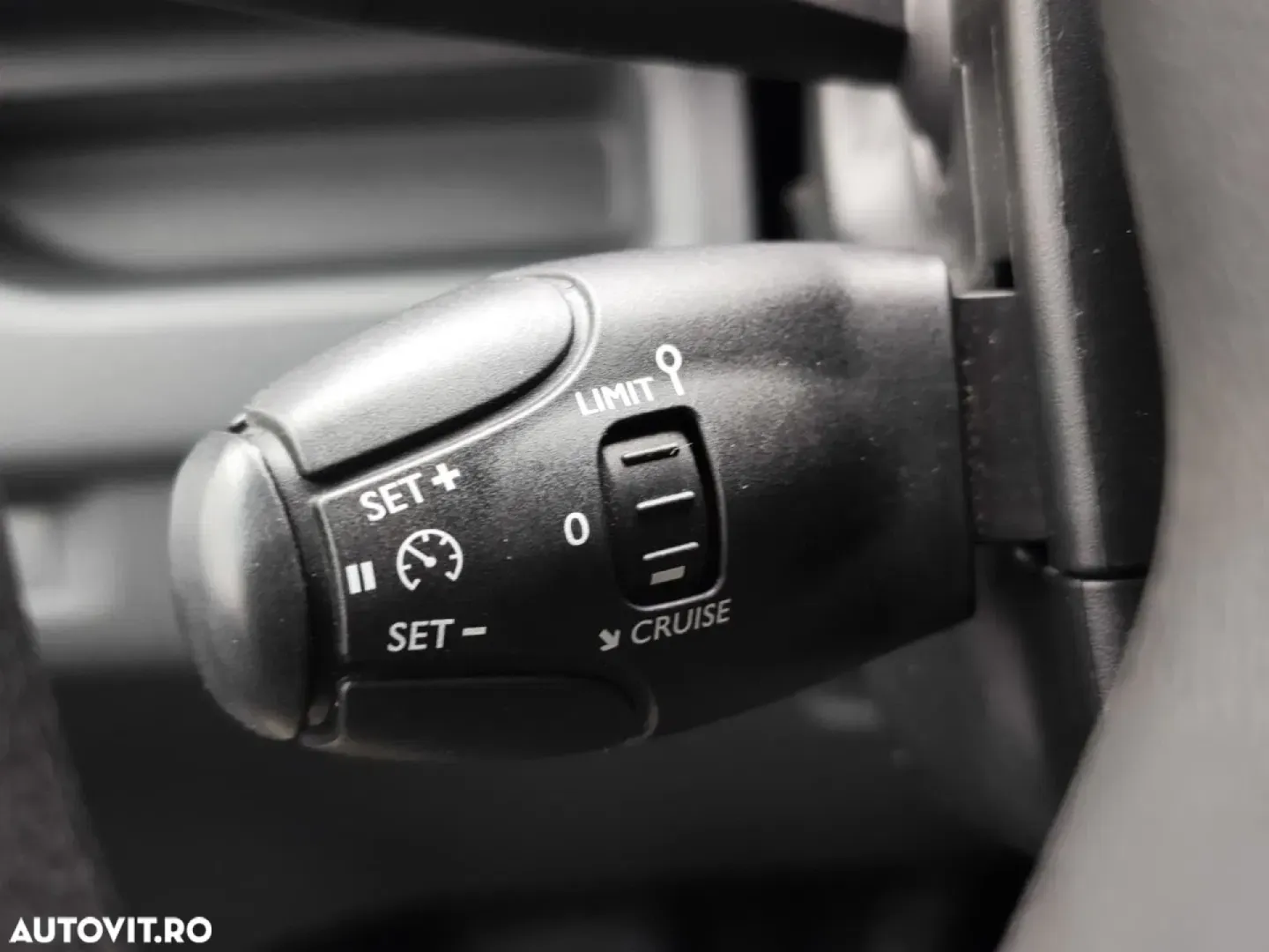 Cumpara/ Vinde online Opel Vivaro 2021 SH, la cel mai bun pret pentru tine!
