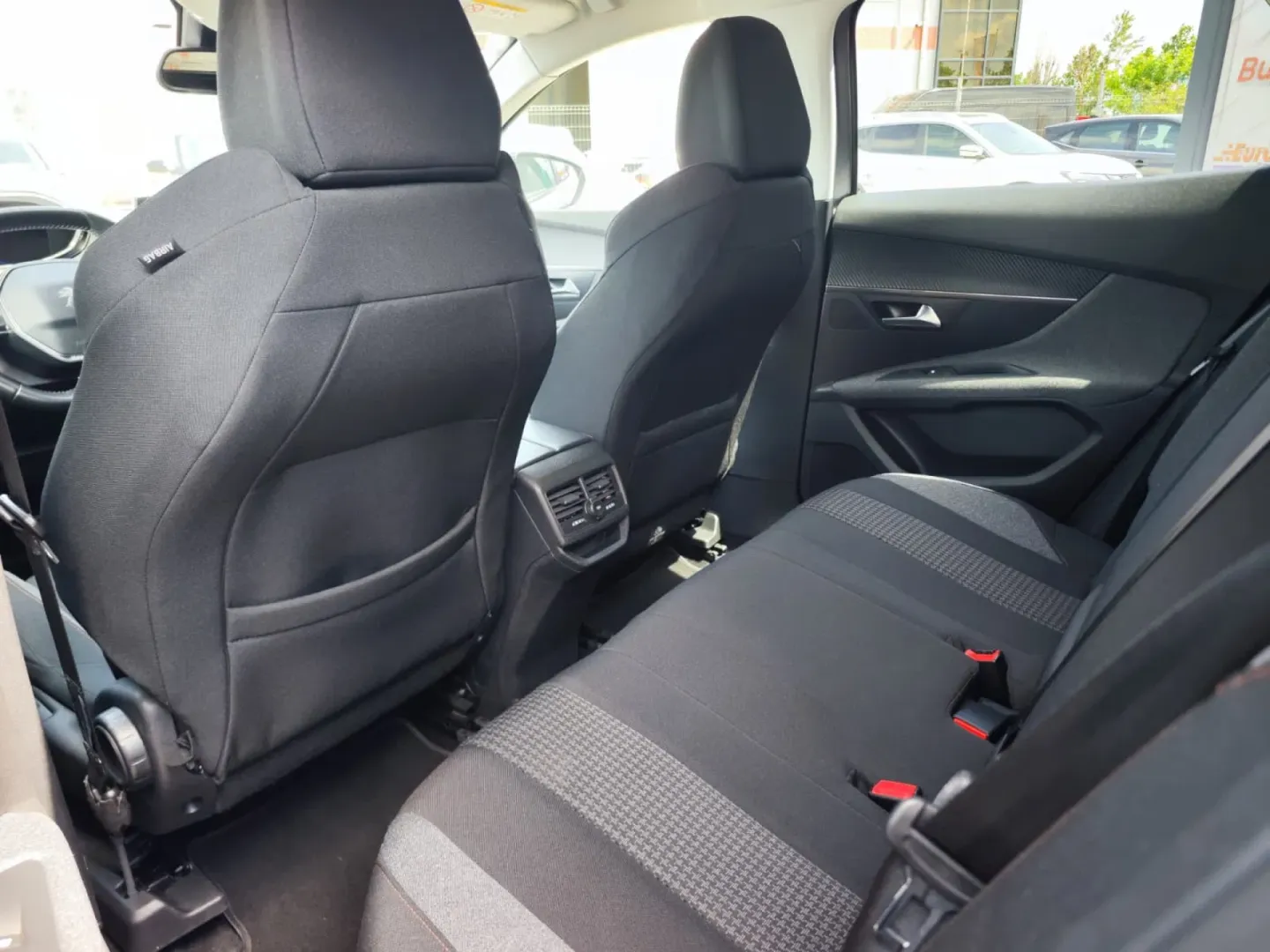 Cumpara/ Vinde online Peugeot 3008 2020 SH, la cel mai bun pret pentru tine!