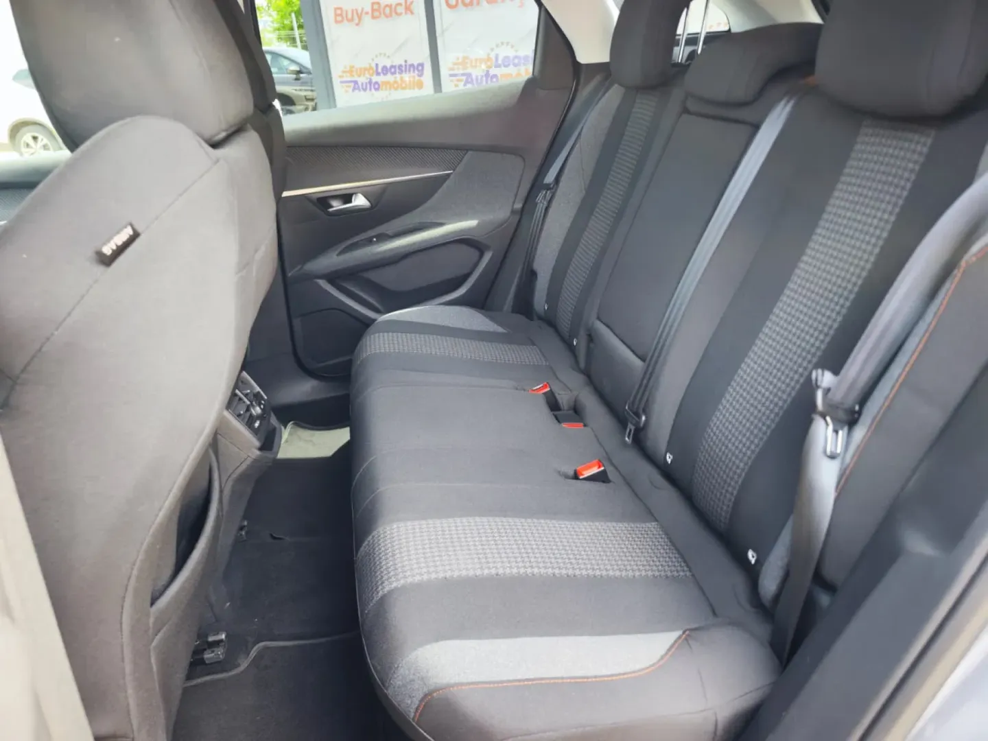 Cumpara/ Vinde online Peugeot 3008 2020 SH, la cel mai bun pret pentru tine!