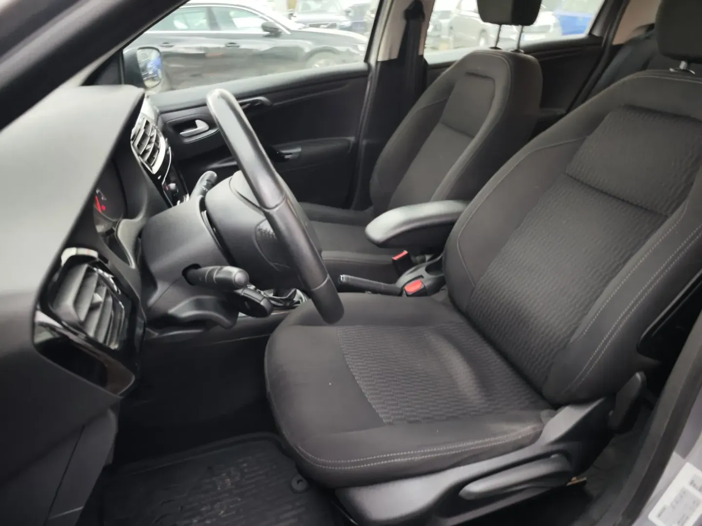 Cumpara/ Vinde online Peugeot 301 2021 SH, la cel mai bun pret pentru tine!