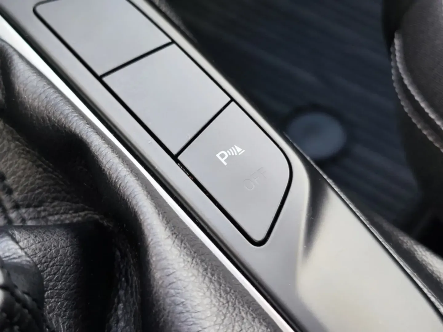 Cumpara/ Vinde online Ford Focus 2020 SH, la cel mai bun pret pentru tine!