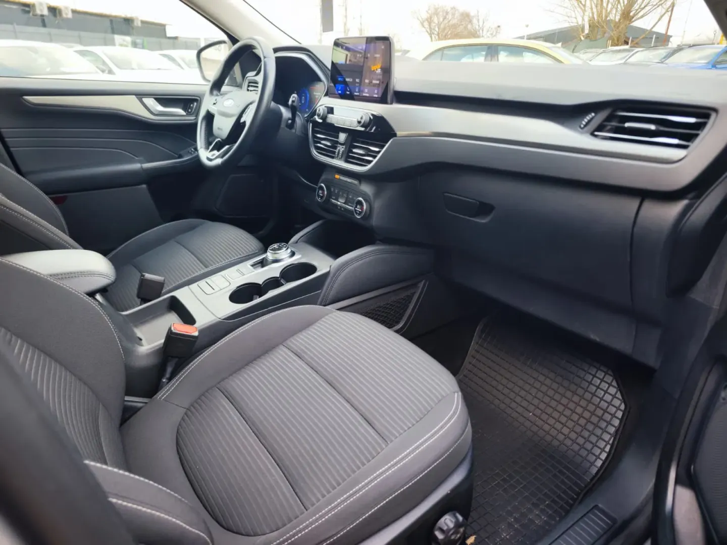 Cumpara/ Vinde online Ford Kuga 2021 SH, la cel mai bun pret pentru tine!