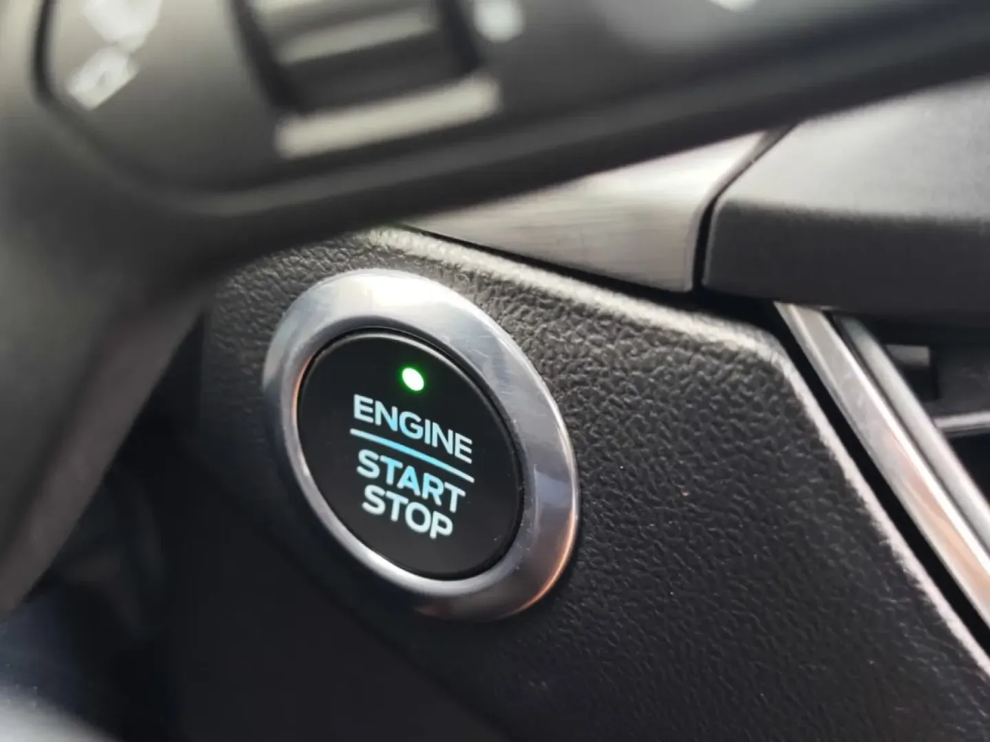 Cumpara/ Vinde online Ford Focus 2020 SH, la cel mai bun pret pentru tine!