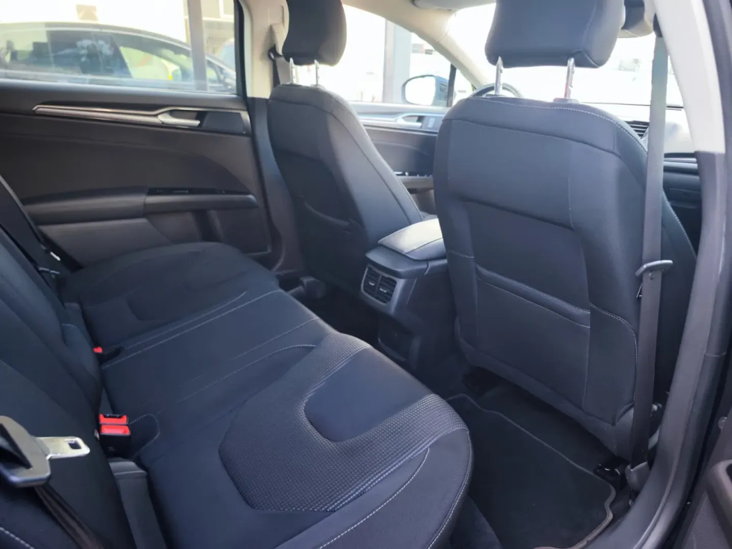 Cumpara/ Vinde online Ford Mondeo 2022 SH, la cel mai bun pret pentru tine!