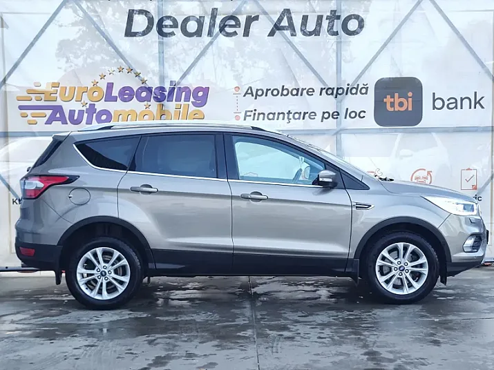 Cumpără / Vinde Ford Kuga 2019 SH, la cel mai bun pret pentru tine!