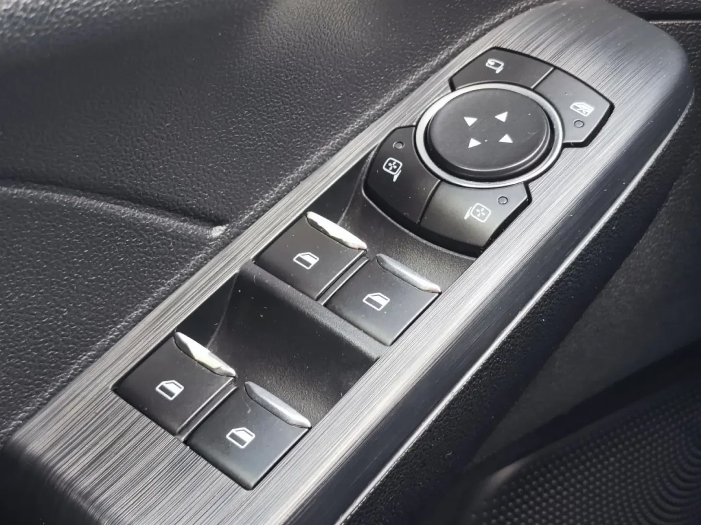 Cumpara/ Vinde online Ford Kuga 2021 SH, la cel mai bun pret pentru tine!