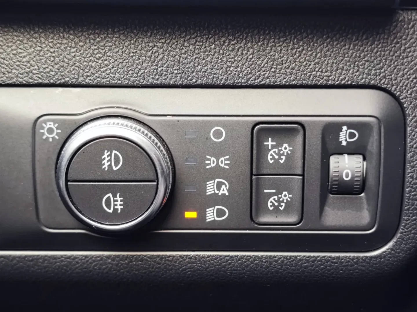 Cumpara/ Vinde online Ford Kuga 2021 SH, la cel mai bun pret pentru tine!
