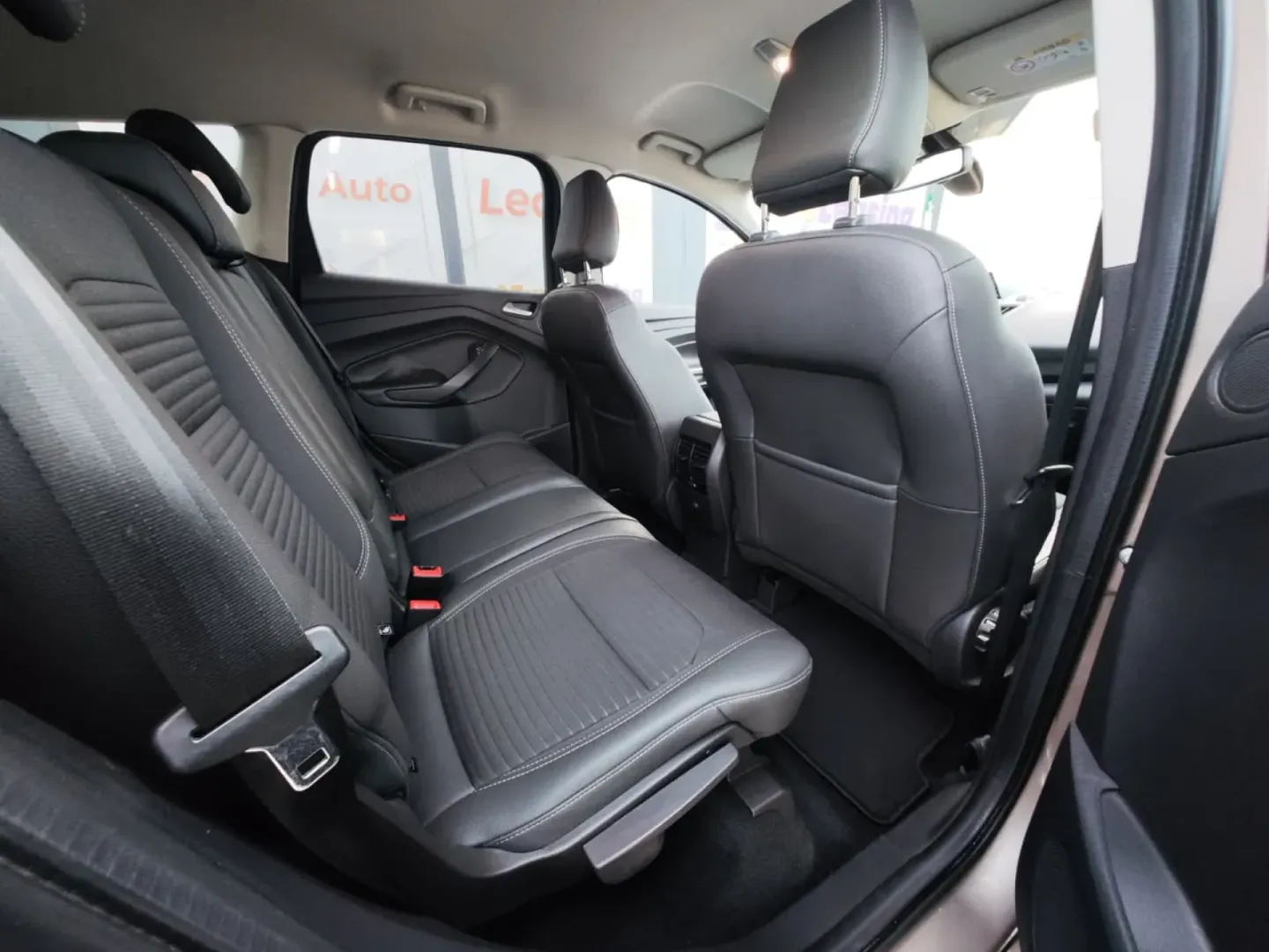 Cumpara/ Vinde online Ford Kuga 2019 SH, la cel mai bun pret pentru tine!