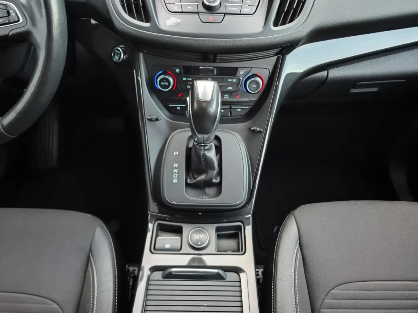 Cumpara/ Vinde online Ford Kuga 2019 SH, la cel mai bun pret pentru tine!