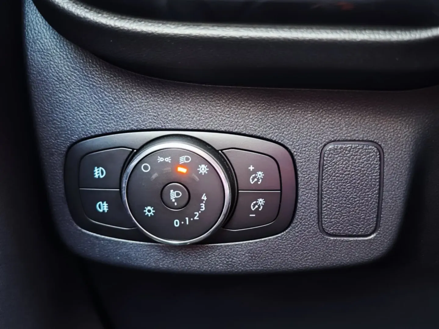 Cumpara/ Vinde online Ford Puma 2021 SH, la cel mai bun pret pentru tine!