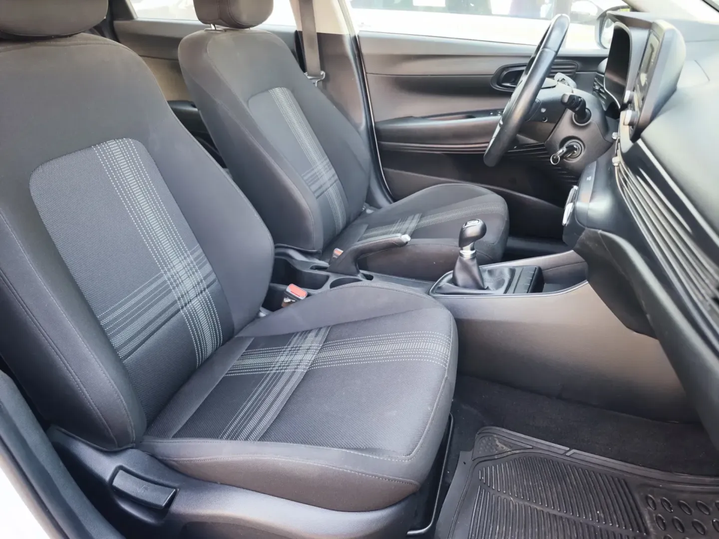 Cumpara/ Vinde online Hyundai i20 2021 SH, la cel mai bun pret pentru tine!