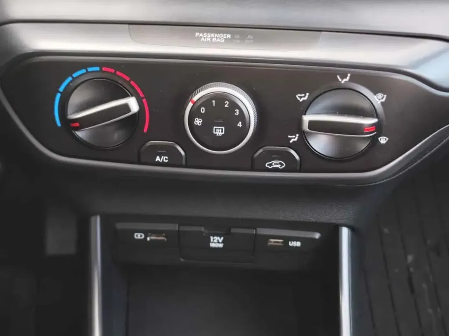 Cumpara/ Vinde online Hyundai i20 2022 SH, la cel mai bun pret pentru tine!