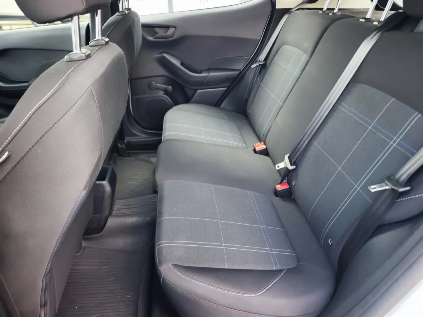 Cumpara/ Vinde online Ford Fiesta 2021 SH, la cel mai bun pret pentru tine!