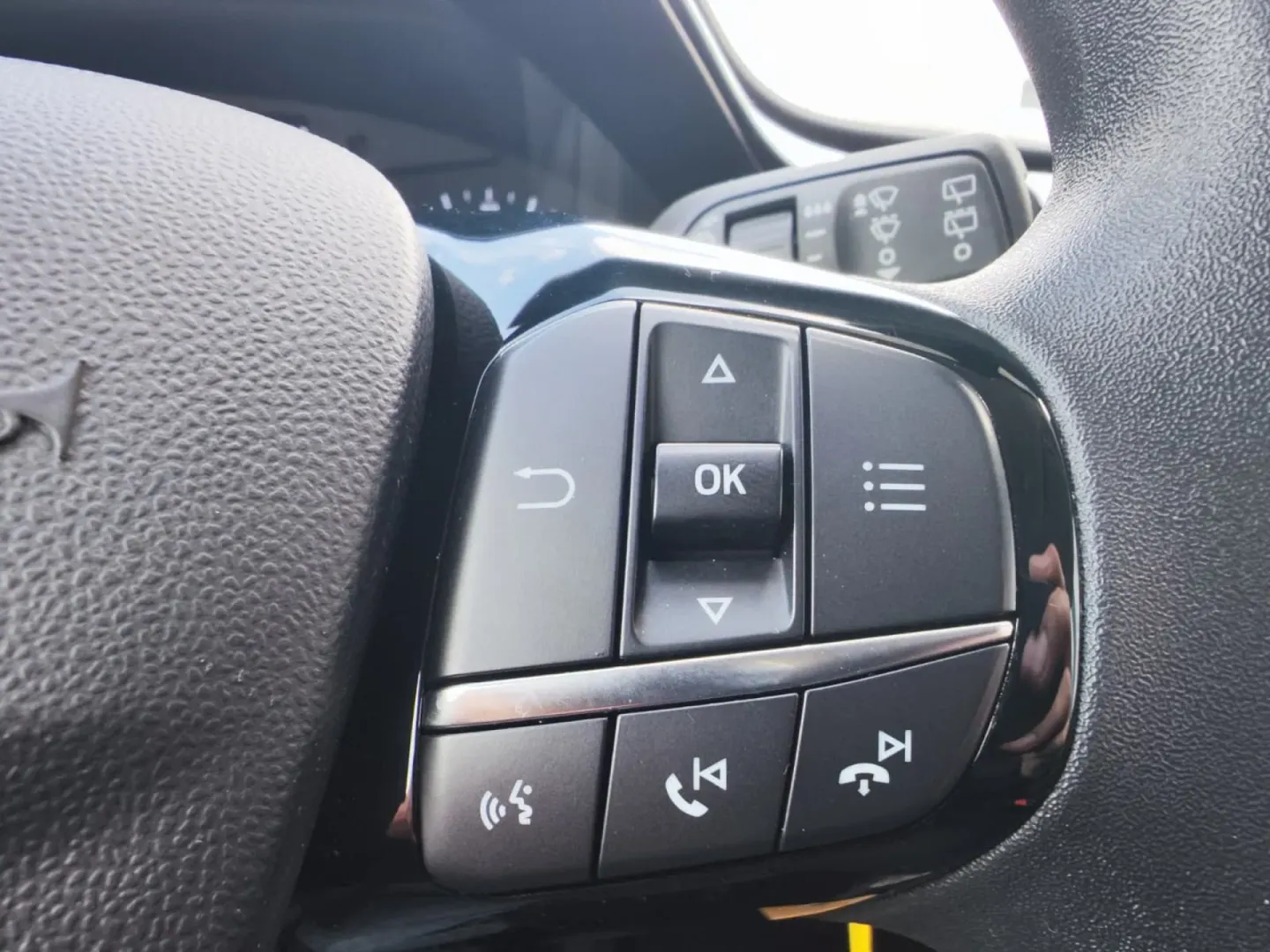 Cumpara/ Vinde online Ford Fiesta 2021 SH, la cel mai bun pret pentru tine!