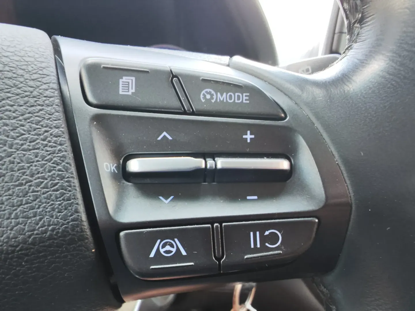 Cumpara/ Vinde online Hyundai i30 2021 SH, la cel mai bun pret pentru tine!