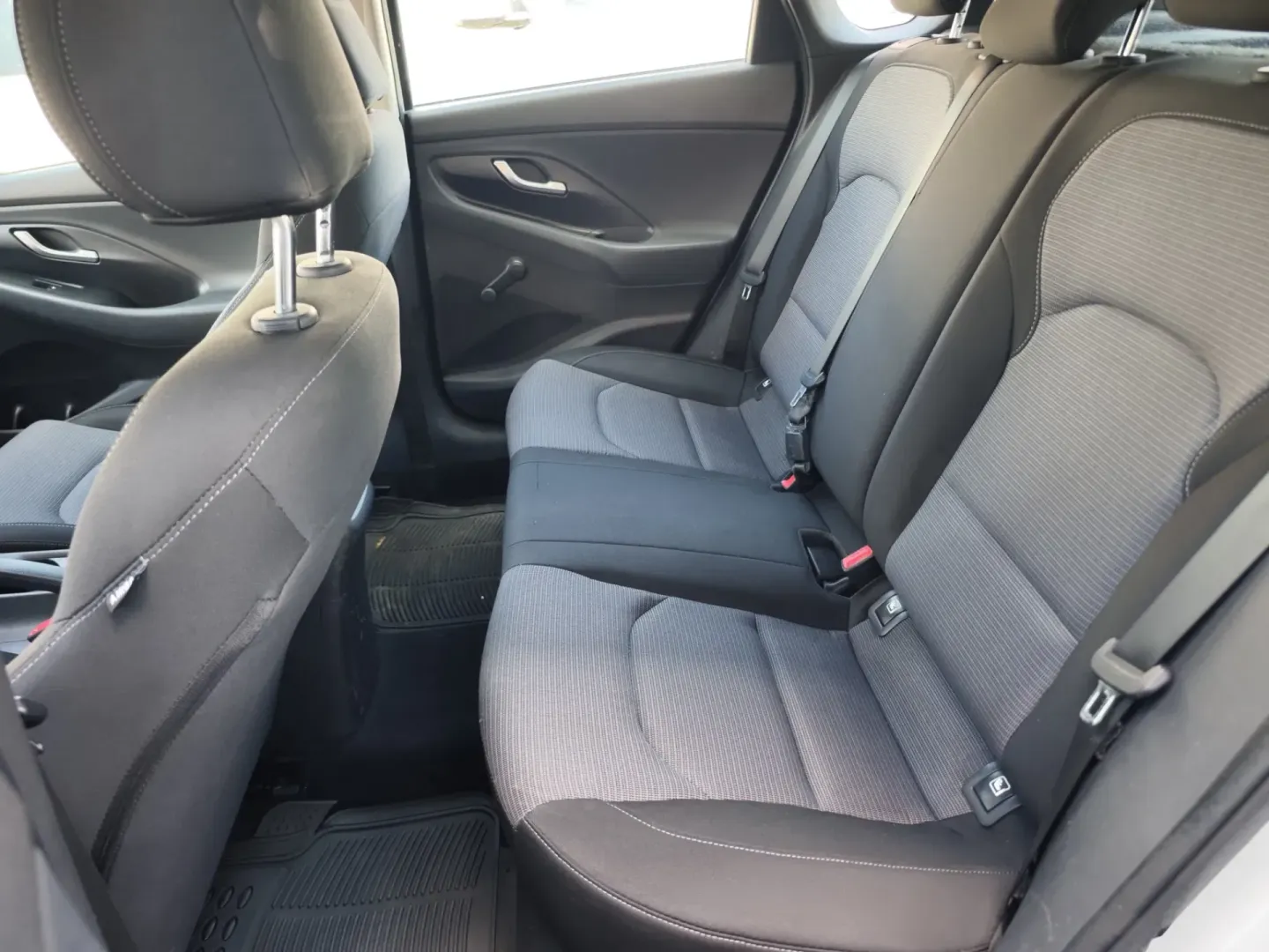 Cumpara/ Vinde online Hyundai i30 2021 SH, la cel mai bun pret pentru tine!