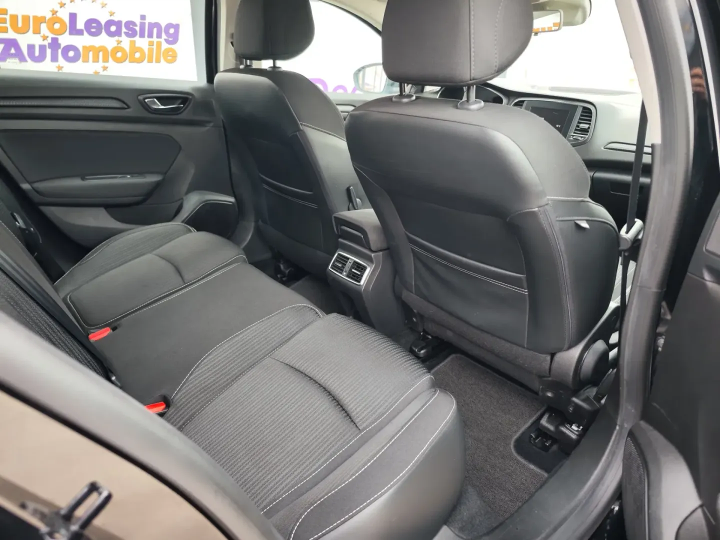 Cumpara/ Vinde online Renault  Megane 2019 SH, la cel mai bun pret pentru tine!