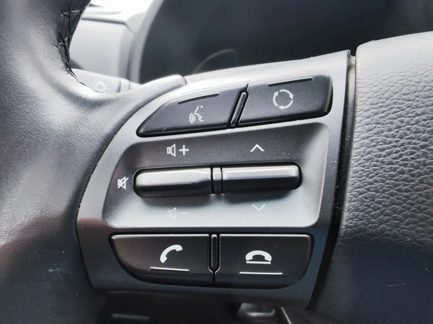 Cumpara/ Vinde online Hyundai Kona 2019 SH, la cel mai bun pret pentru tine!
