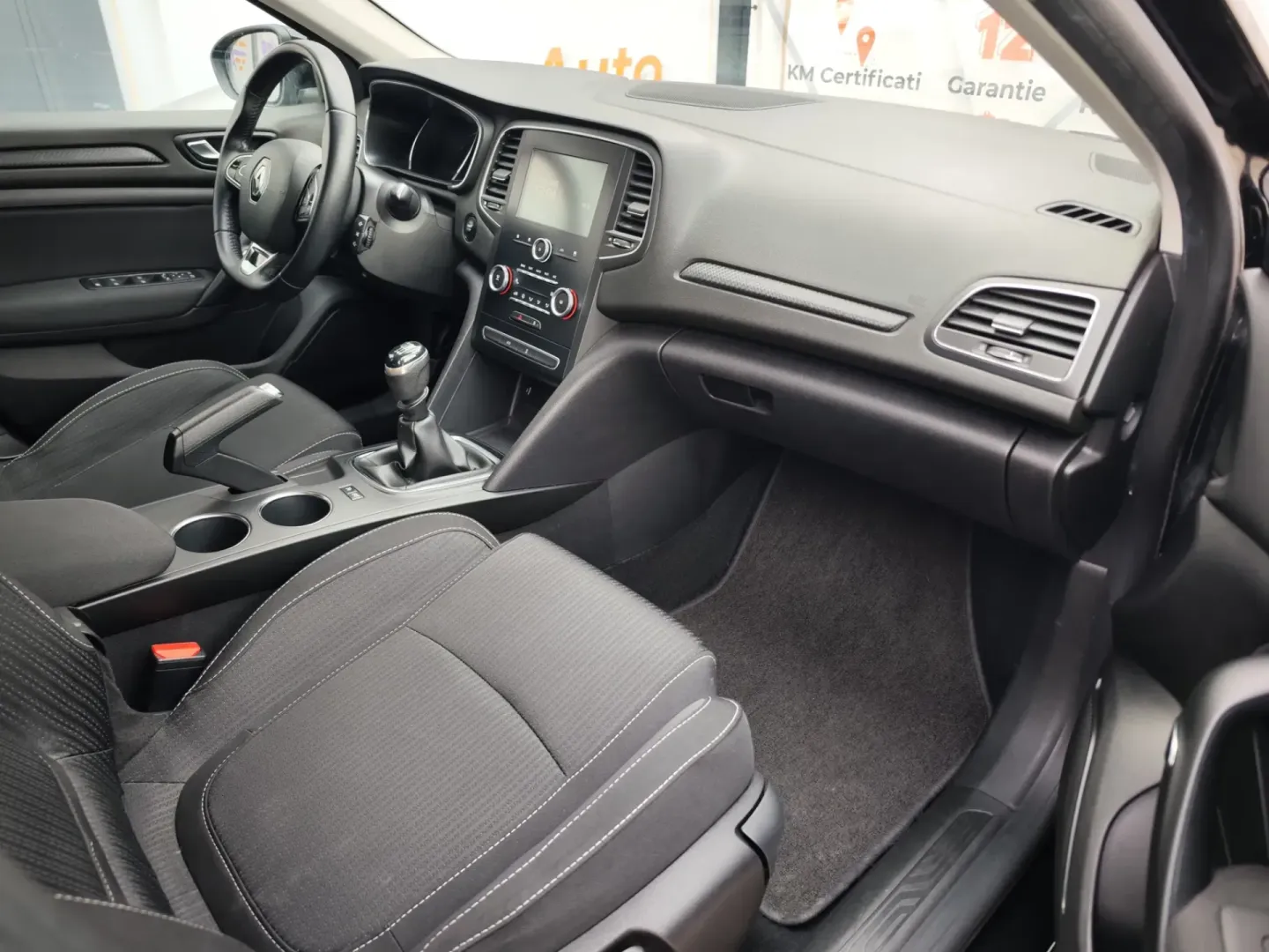 Cumpara/ Vinde online Renault  Megane 2019 SH, la cel mai bun pret pentru tine!