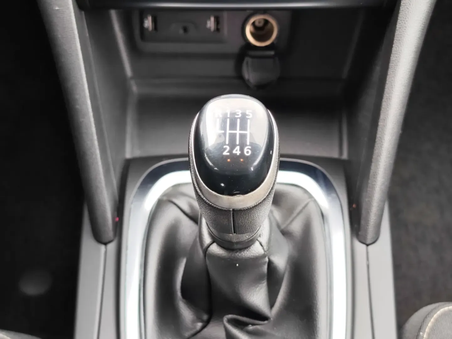 Cumpara/ Vinde online Renault  Megane 2019 SH, la cel mai bun pret pentru tine!