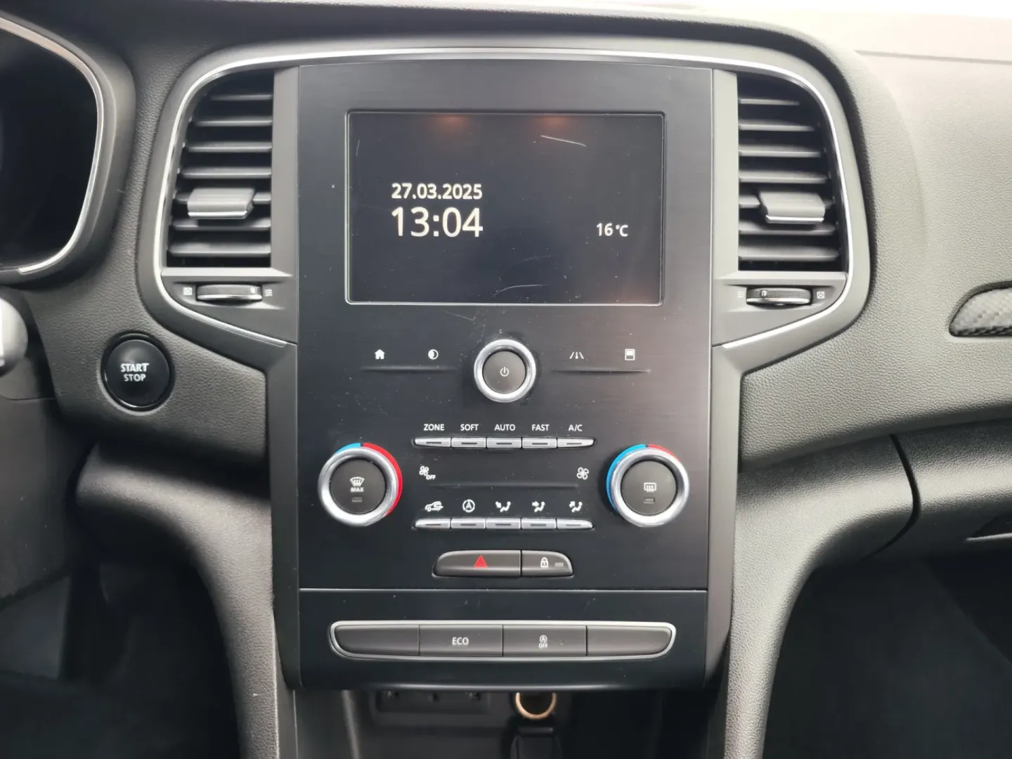 Cumpara/ Vinde online Renault  Megane 2019 SH, la cel mai bun pret pentru tine!