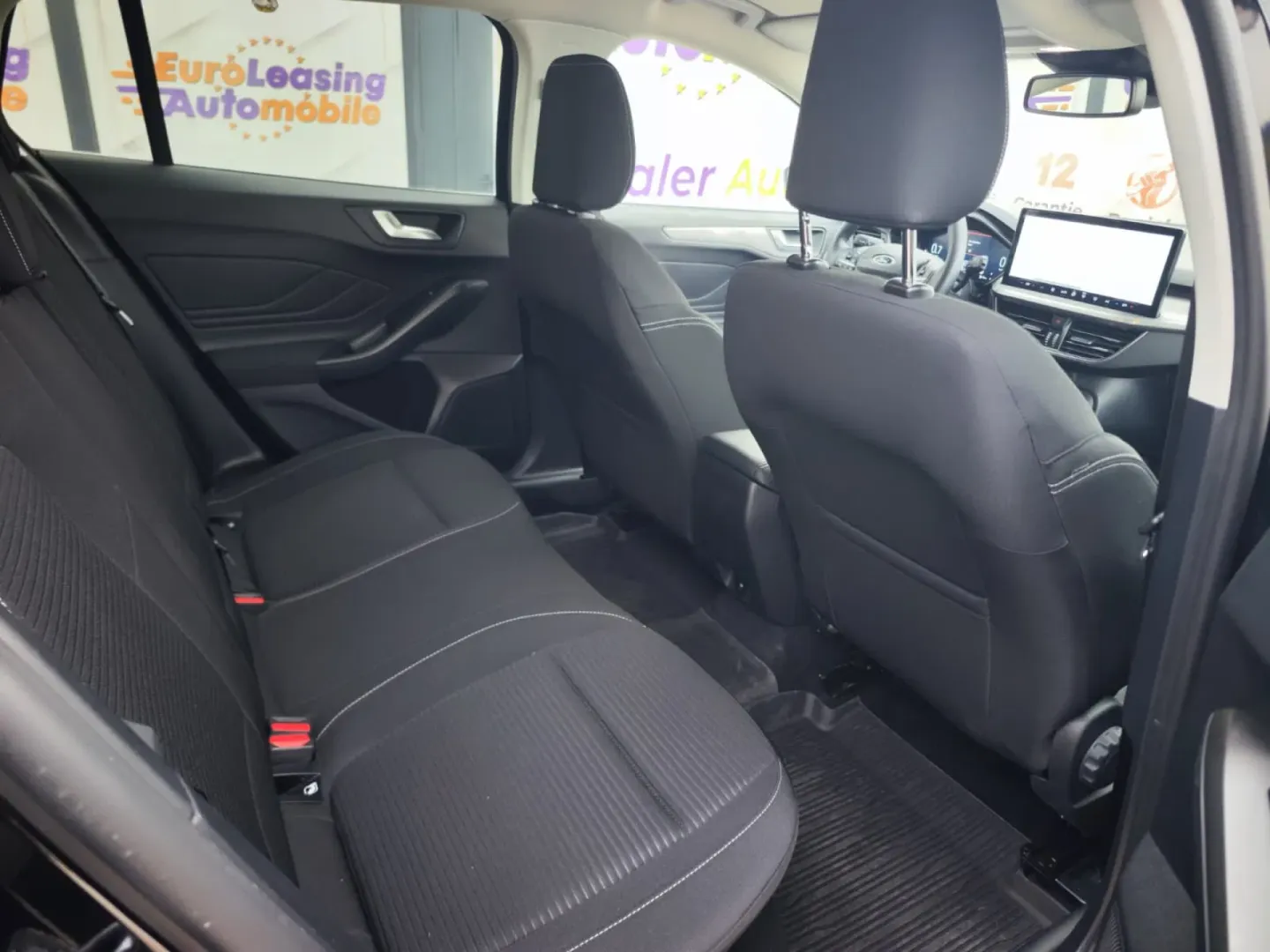Cumpara/ Vinde online Ford Focus 2024 SH, la cel mai bun pret pentru tine!