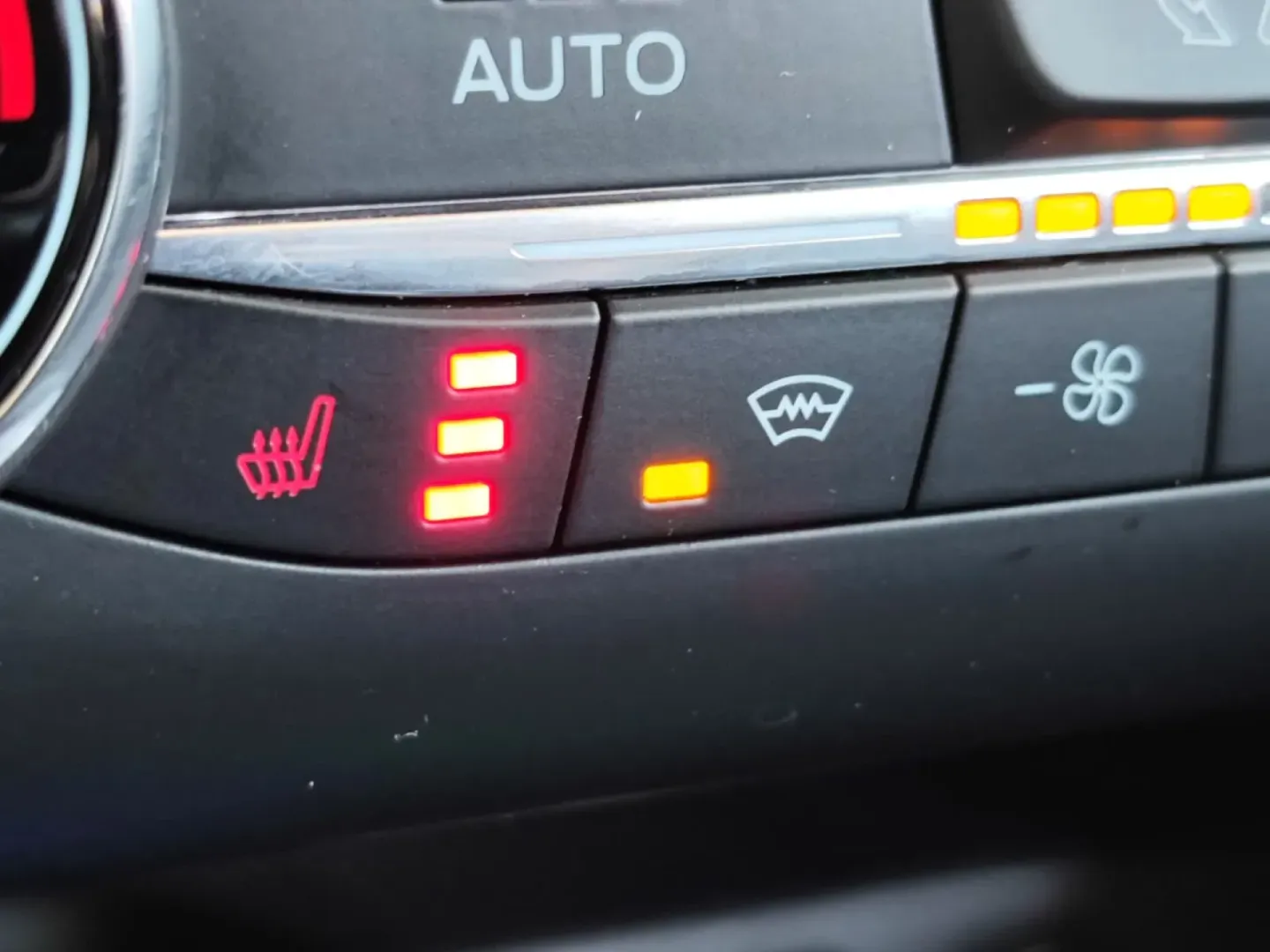 Cumpara/ Vinde online Ford Focus 2019 SH, la cel mai bun pret pentru tine!