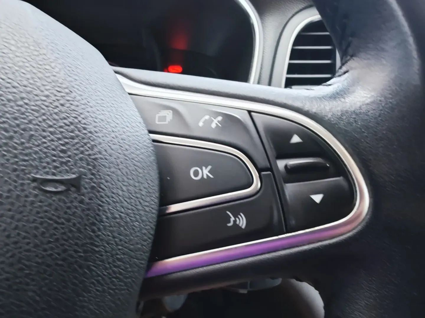 Cumpara/ Vinde online Renault  Megane 2019 SH, la cel mai bun pret pentru tine!