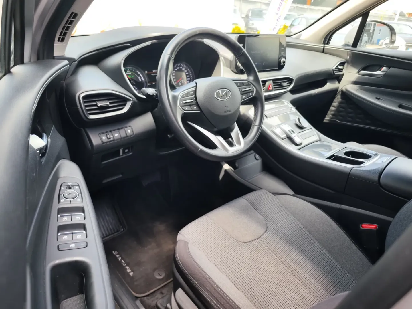 Cumpara/ Vinde online Hyundai Santa Fe 2022 SH, la cel mai bun pret pentru tine!