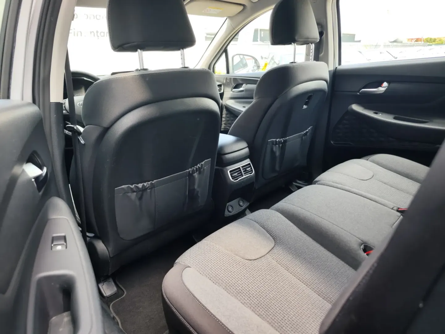 Cumpara/ Vinde online Hyundai Santa Fe 2022 SH, la cel mai bun pret pentru tine!