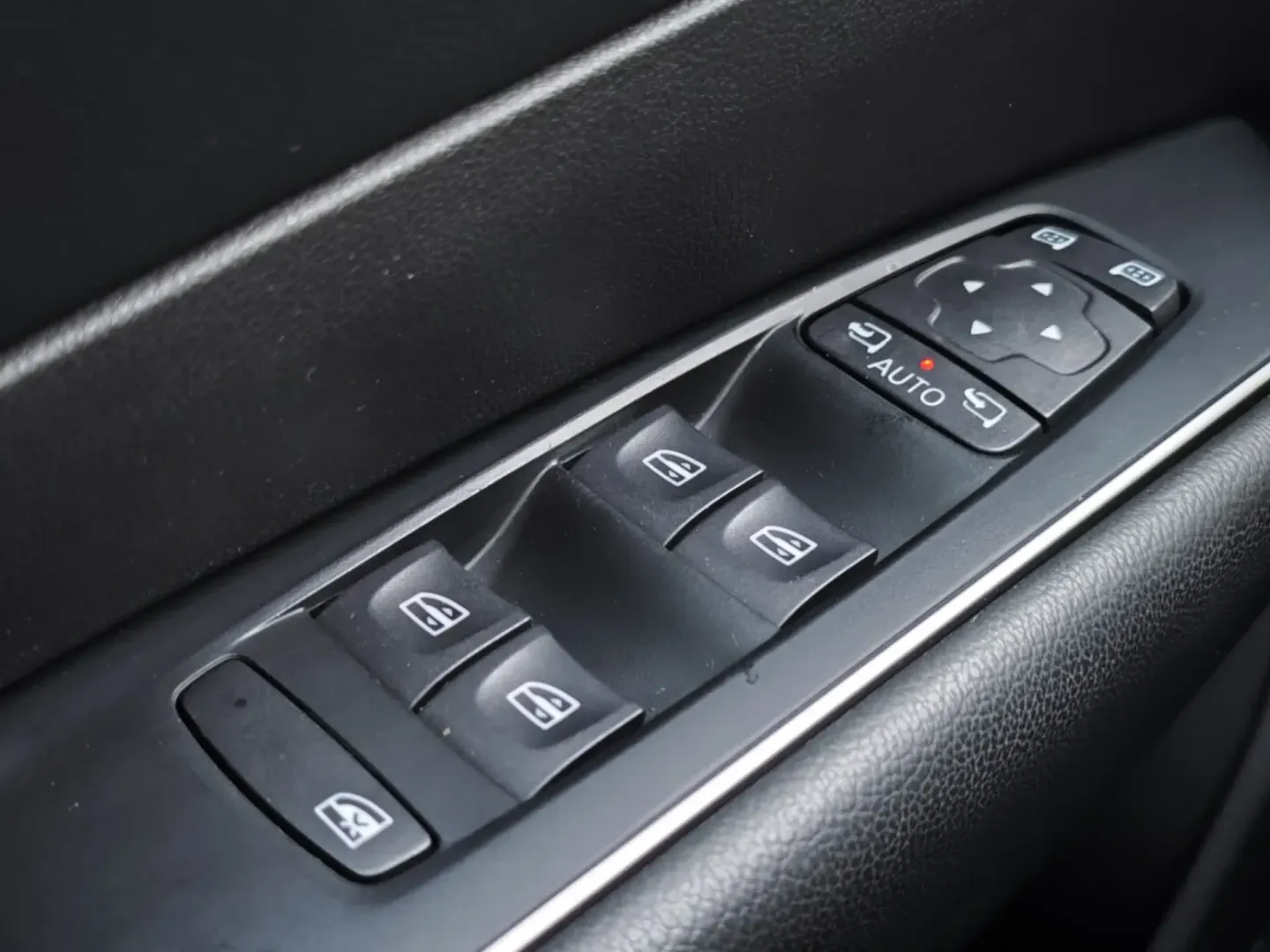 Cumpara/ Vinde online Renault  Talisman 2018 SH, la cel mai bun pret pentru tine!