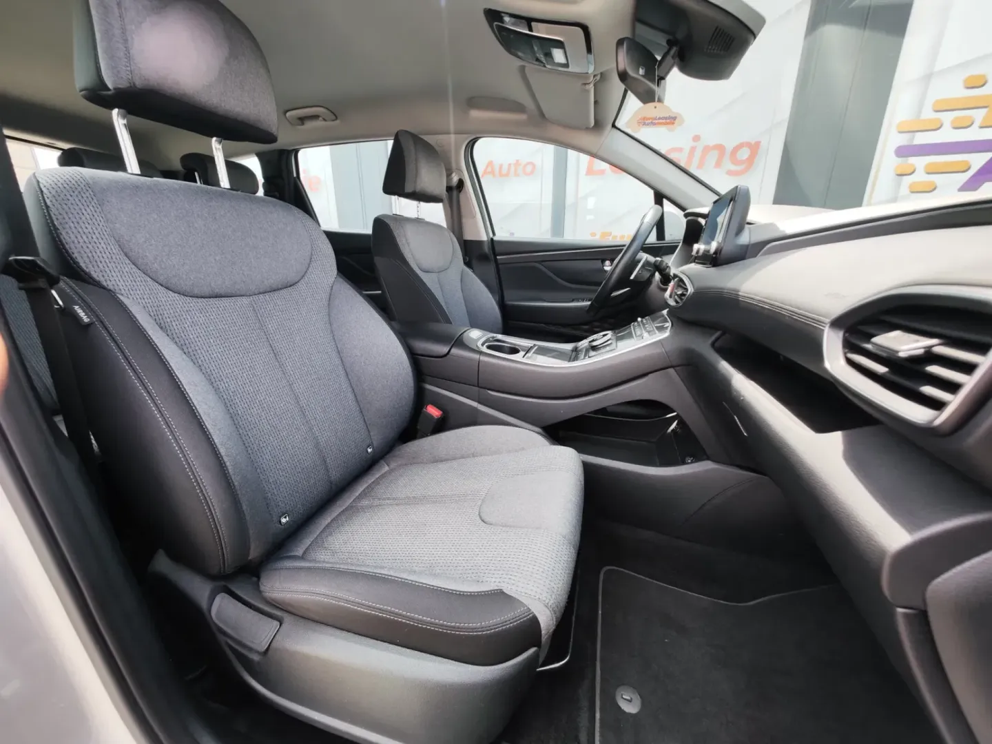 Cumpara/ Vinde online Hyundai Santa Fe 2022 SH, la cel mai bun pret pentru tine!