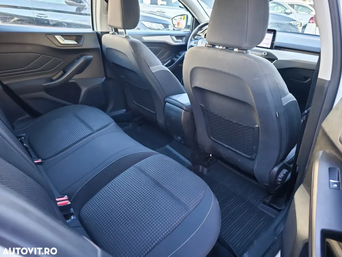 Cumpara/ Vinde online Ford Focus 2019 SH, la cel mai bun pret pentru tine!