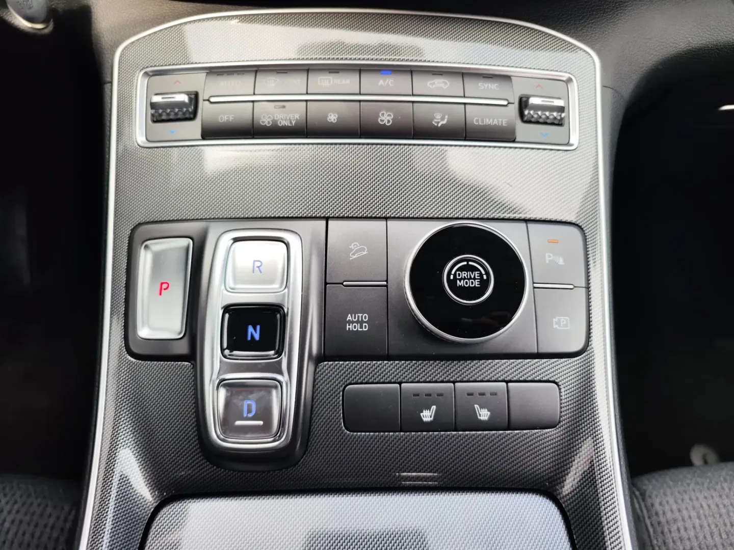 Cumpara/ Vinde online Hyundai Santa Fe 2022 SH, la cel mai bun pret pentru tine!
