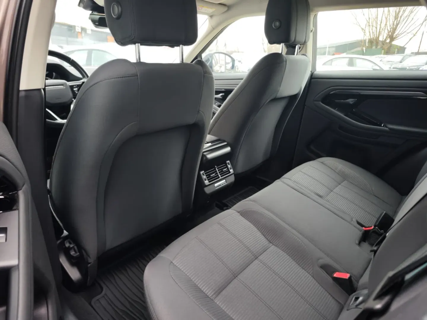 Cumpara/ Vinde online Land Rover Range Rover Evoque 2021 SH, la cel mai bun pret pentru tine!