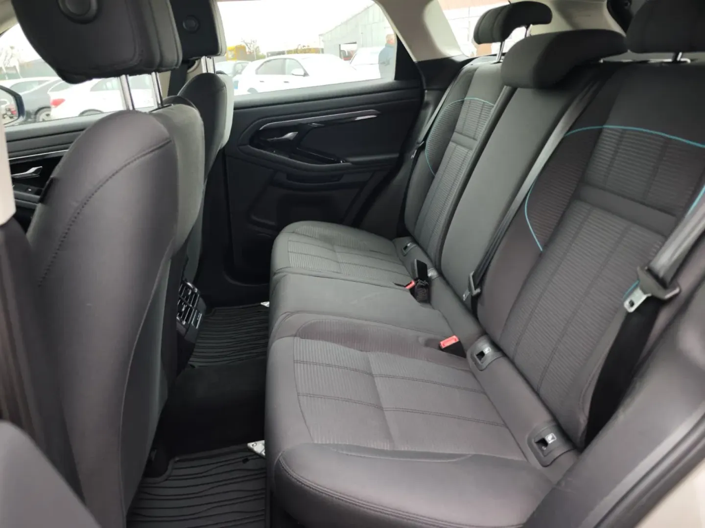 Cumpara/ Vinde online Land Rover Range Rover Evoque 2021 SH, la cel mai bun pret pentru tine!