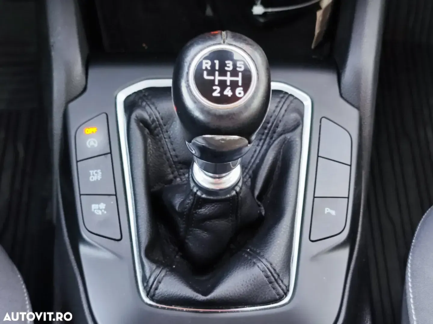 Cumpara/ Vinde online Ford Focus 2019 SH, la cel mai bun pret pentru tine!