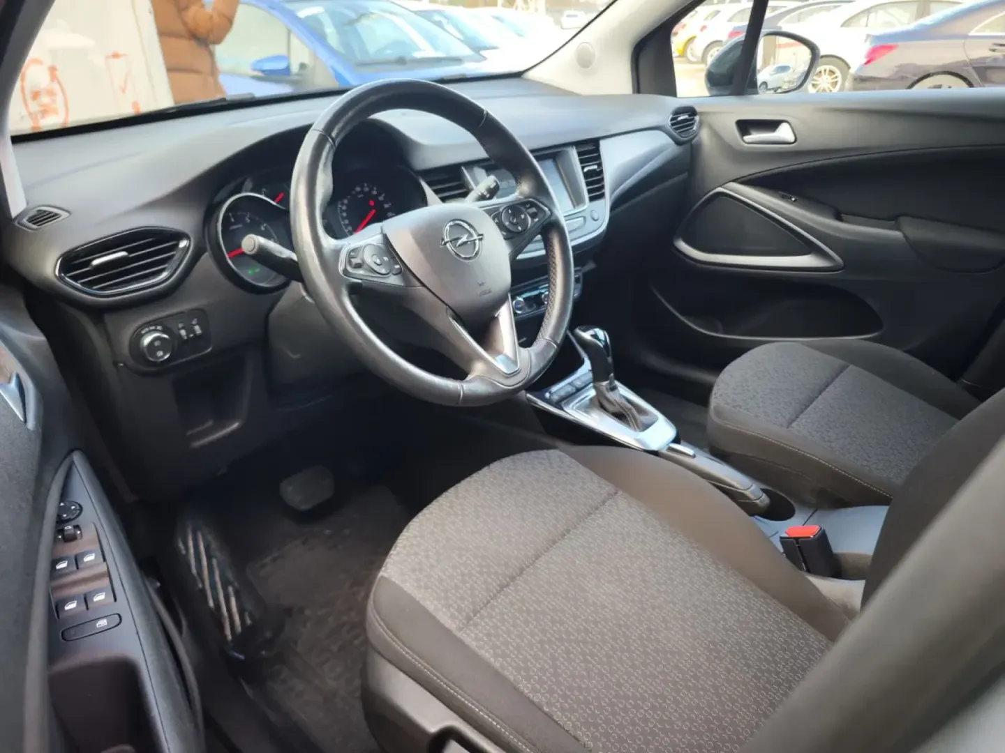 Cumpara/ Vinde online Opel Crossland X 2023 SH, la cel mai bun pret pentru tine!