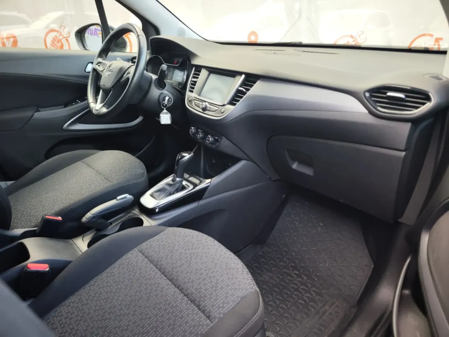 Cumpara/ Vinde online Opel Crossland X 2023 SH, la cel mai bun pret pentru tine!