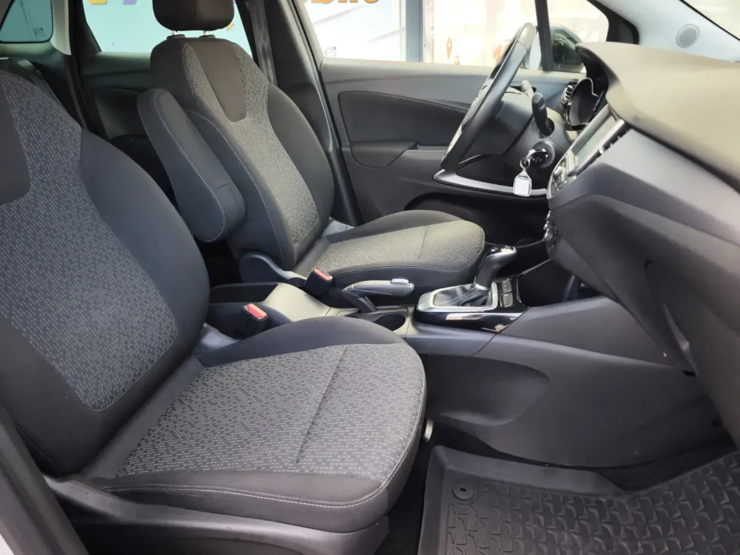 Cumpara/ Vinde online Opel Crossland X 2023 SH, la cel mai bun pret pentru tine!