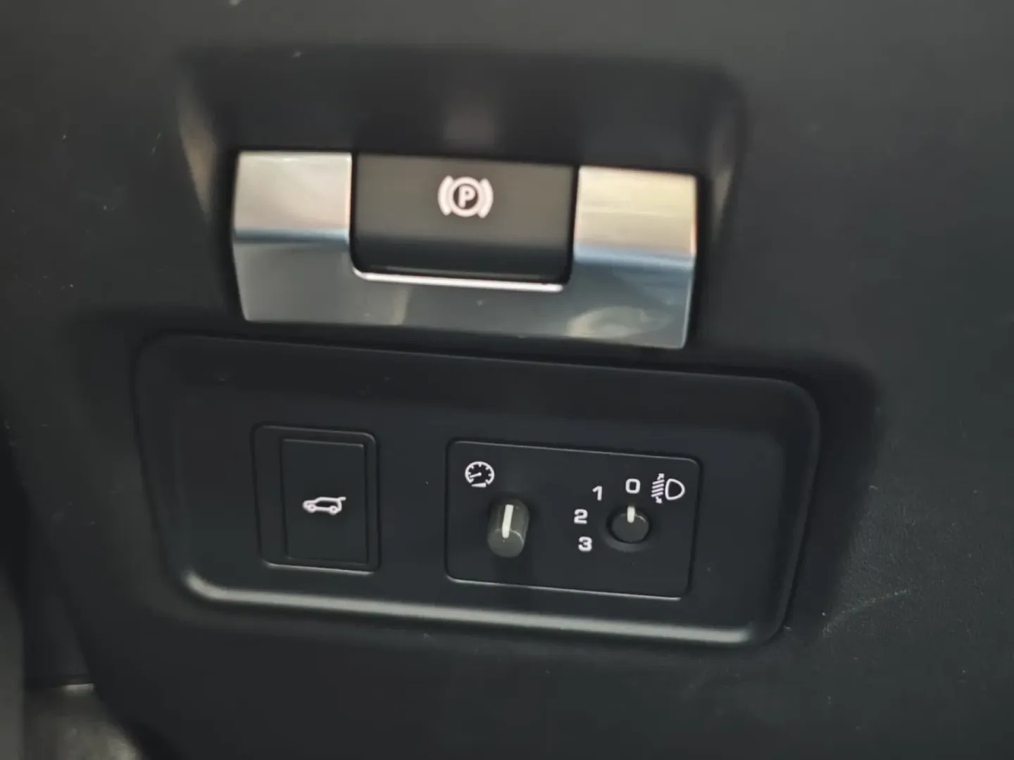 Cumpara/ Vinde online Land Rover Range Rover Evoque 2021 SH, la cel mai bun pret pentru tine!